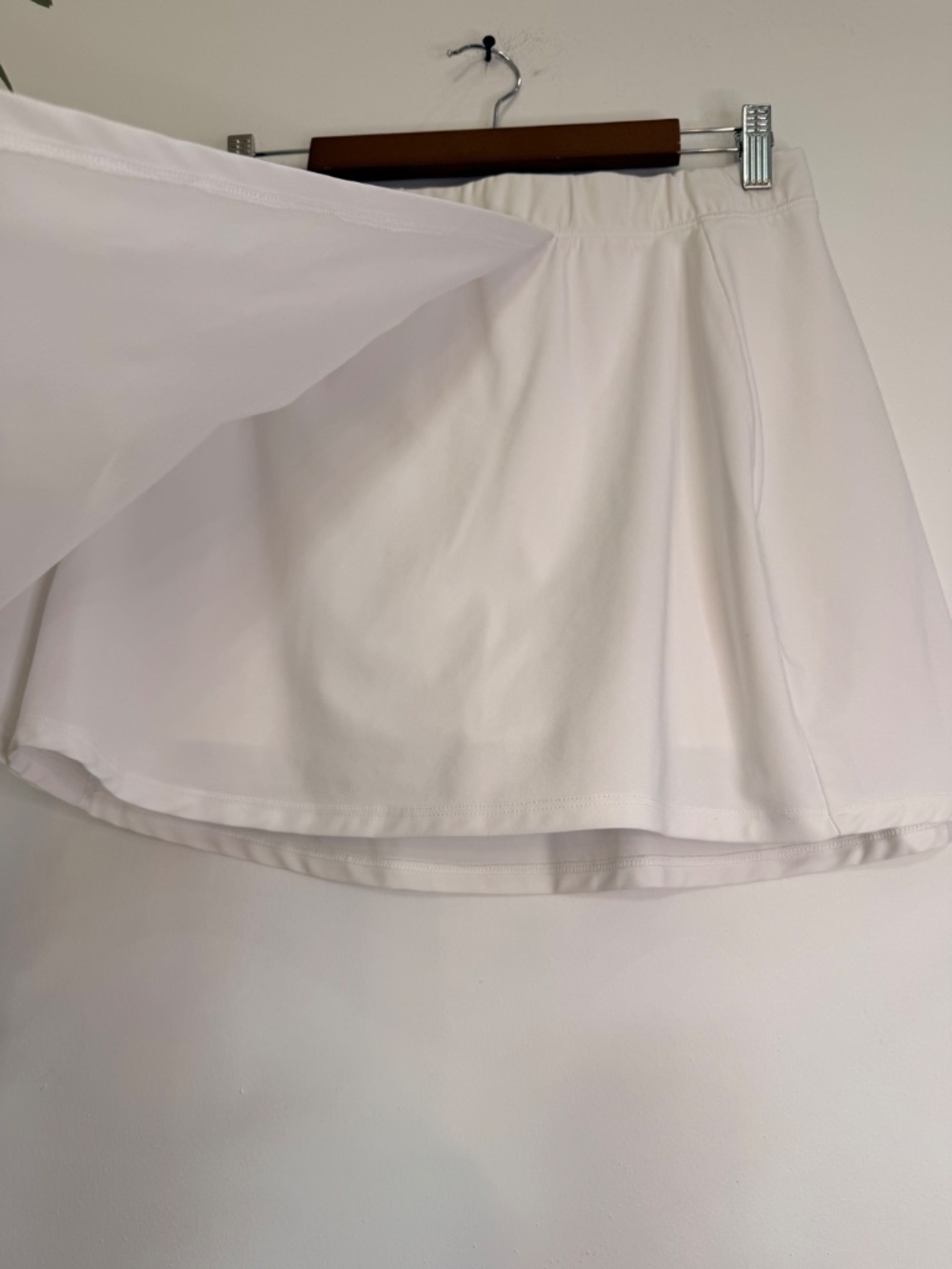 Abercrombie & Fitch White Athletic Skort Built-In Shorts Women’s Medium - Picture 4 of 6